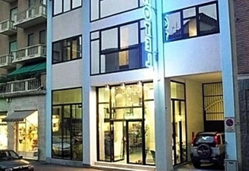 Hotel Balbo ตูริน ภายนอก รูปภาพ